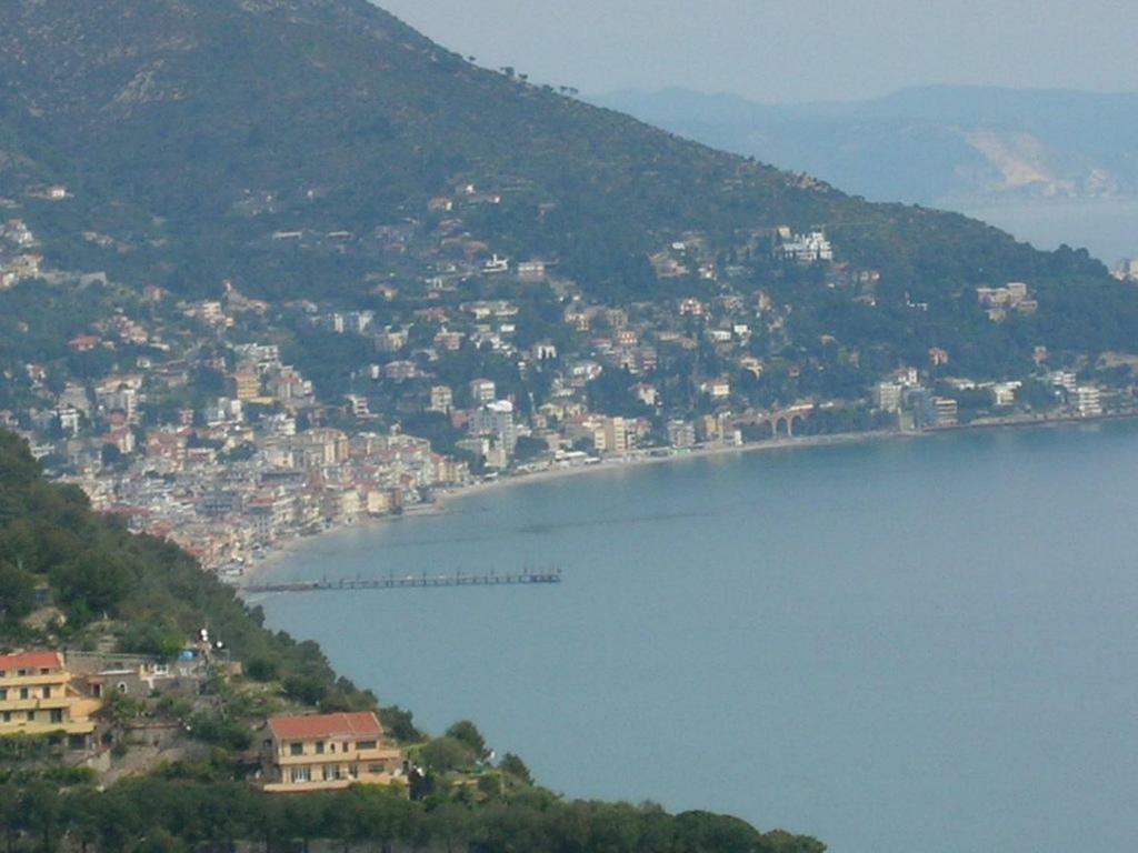 Il Nido Rifatto Bed & Breakfast Laigueglia Exterior foto